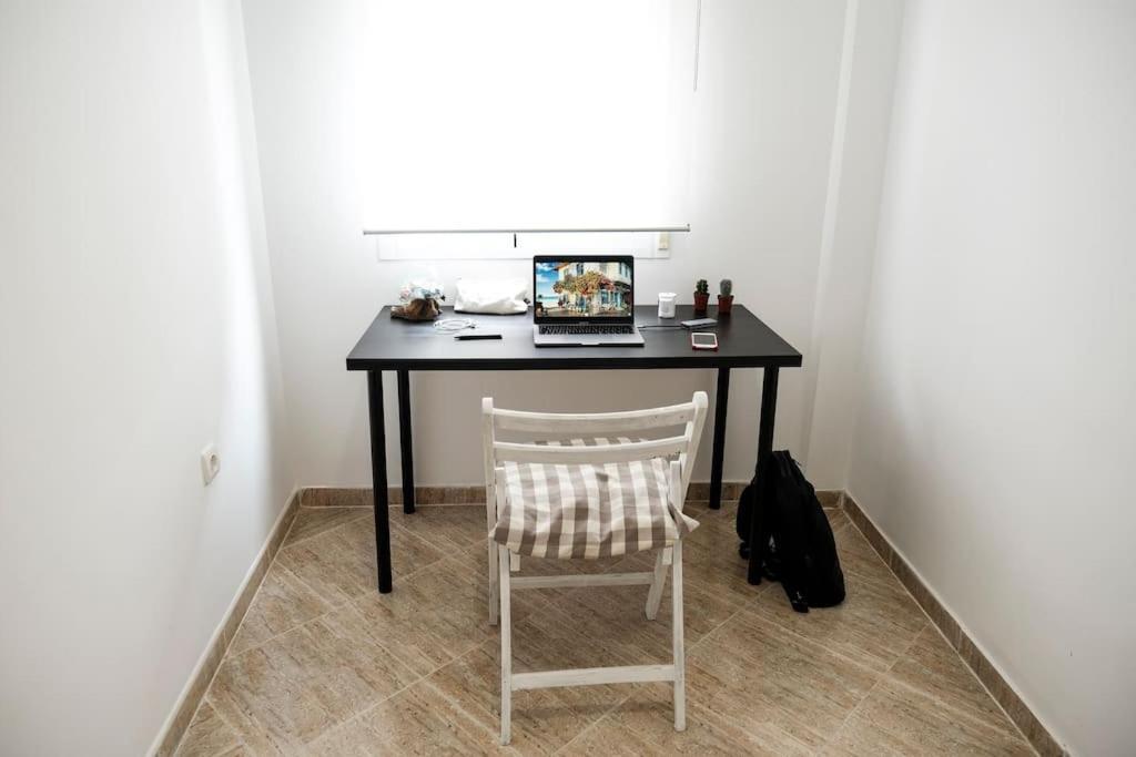 Apartamento A 100M Del Ayuntamiento Huelva Esterno foto