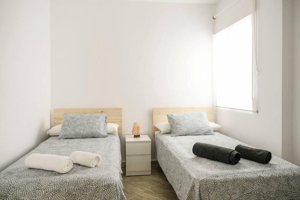 Apartamento A 100M Del Ayuntamiento Huelva Esterno foto